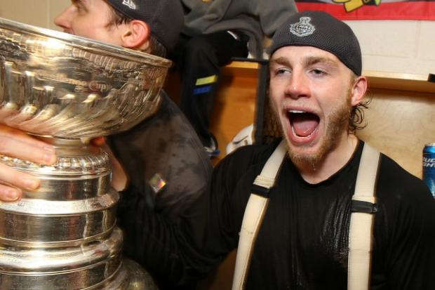 Blackhawks Logo Playoff Beard