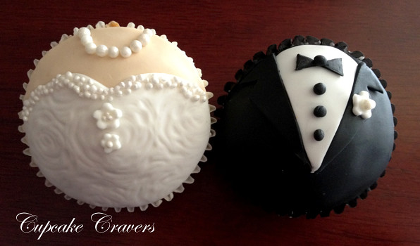 Bride And Groom Cake Pops