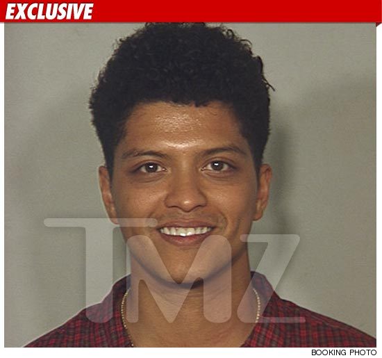 Bruno Mars Girlfriend