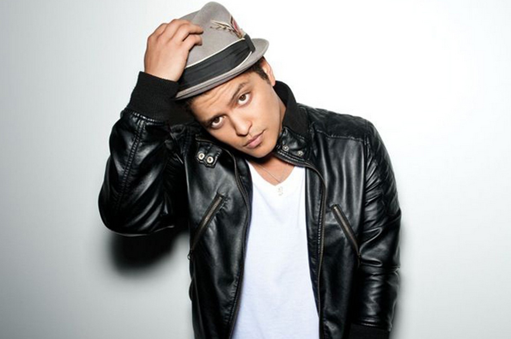 Bruno Mars Wallpaper Tumblr