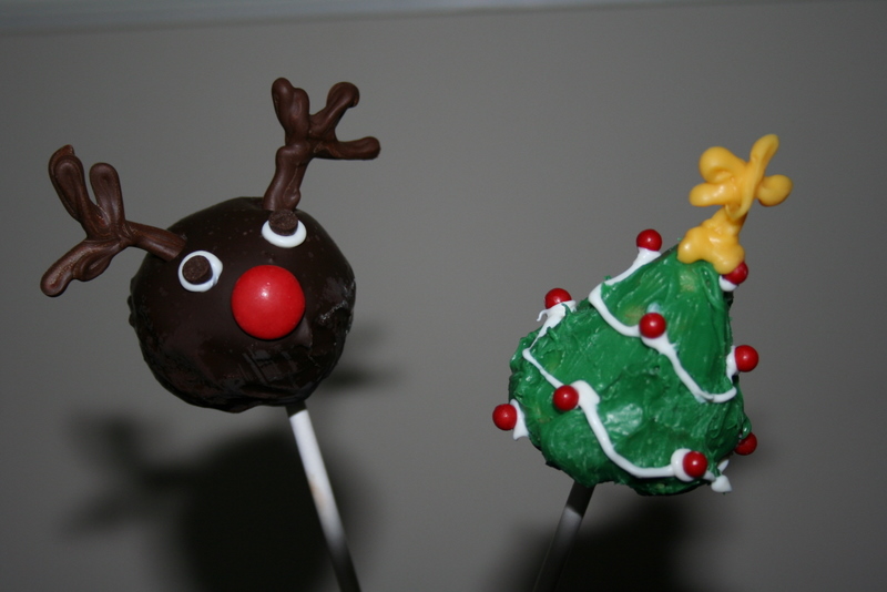 Cake Pops Christmas Tree