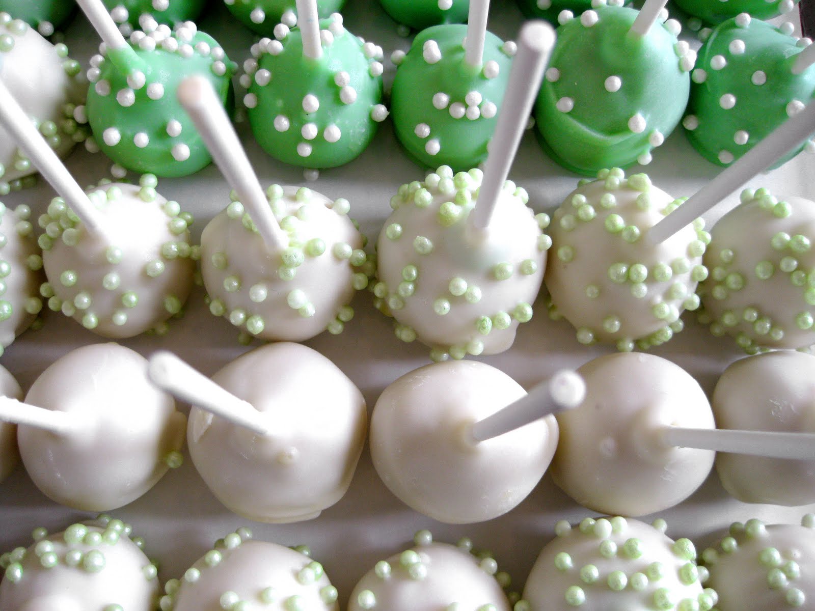 Cake Pops Wedding Ideas