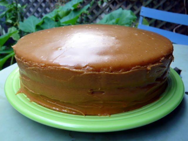 Caramel Cake