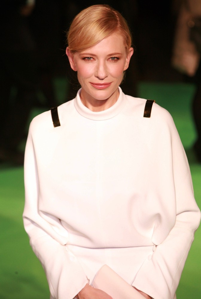 Cate Blanchett Hobbit