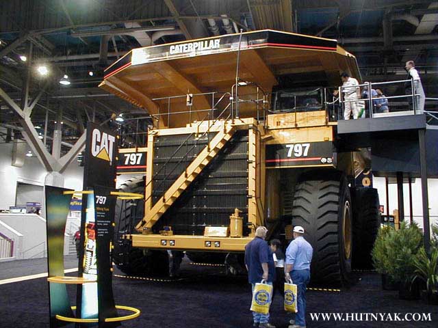 Caterpillar Truck