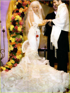 Catherine Zeta Jones Wedding Dress