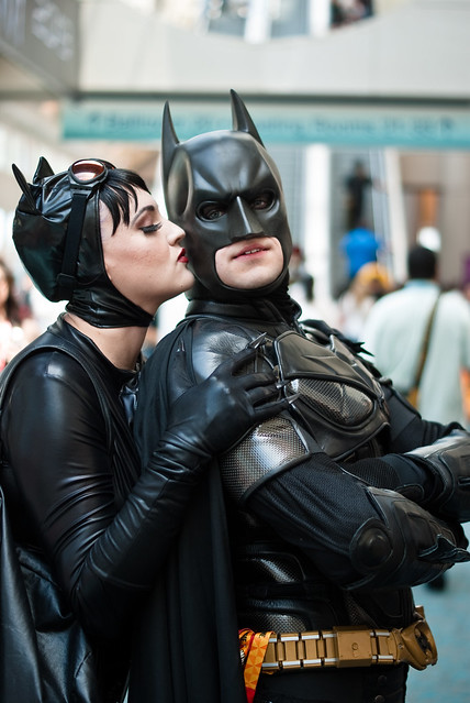 Catwoman And Batman Kissing