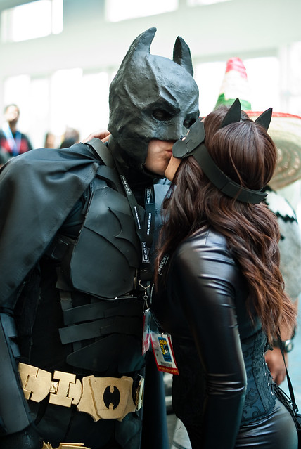 Catwoman And Batman Kissing