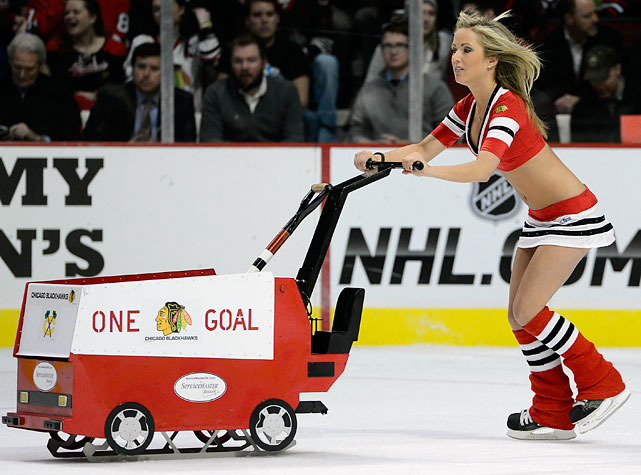 Chicago Blackhawks Ice Girls Marissa