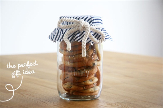 Chocolate Chip Cookies In A Jar Gift