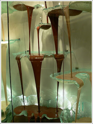 Chocolate Fountain Bird Meme