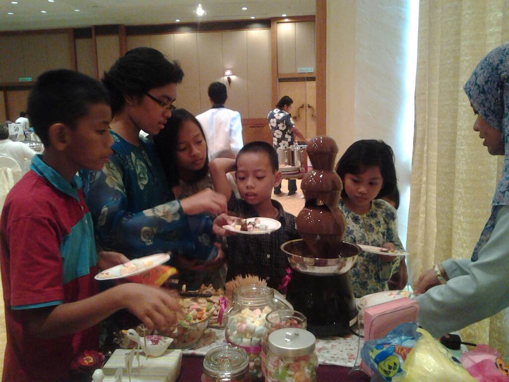 Chocolate Fountain Machine Murah