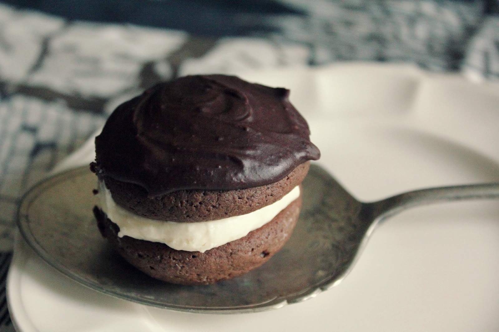 Chocolate Whoopie Pie Recipe Hummingbird