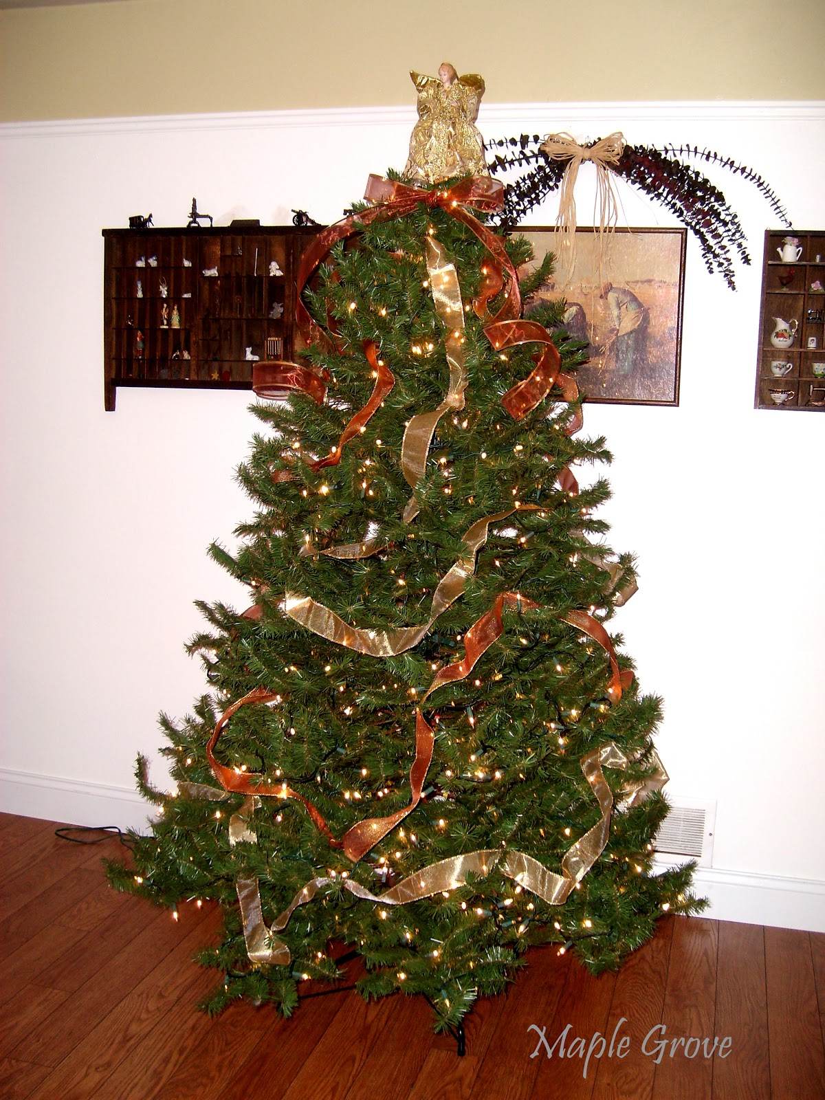 Christmas Tree Decorations Ideas With Ribbons