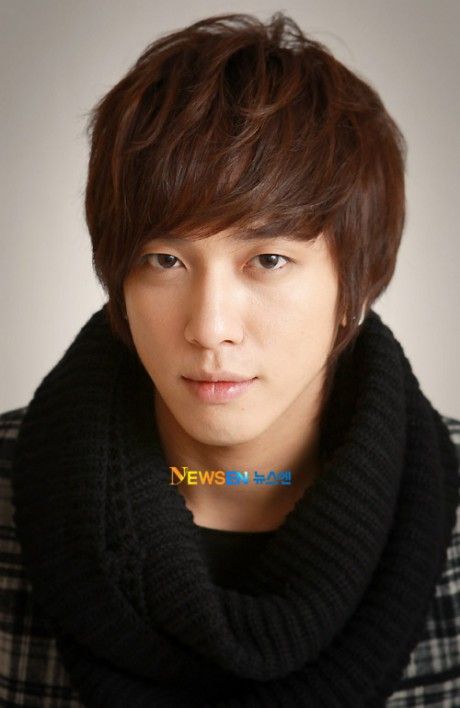 Cn Blue Yonghwa