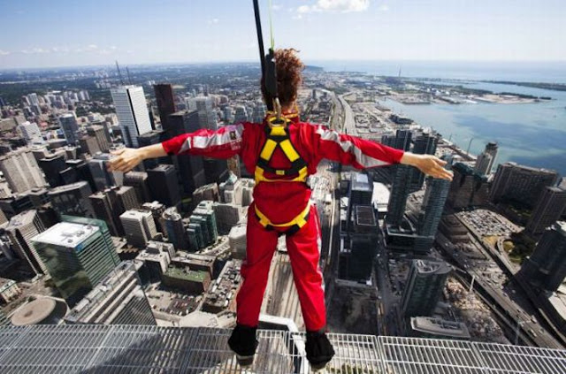 Cn Tower Edge Walk Death