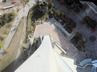 Cn Tower Glass Floor Breaks