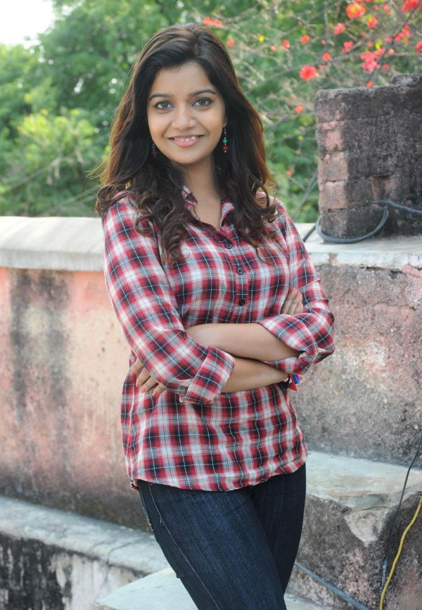 Colors Swathi Blue Film Online Video