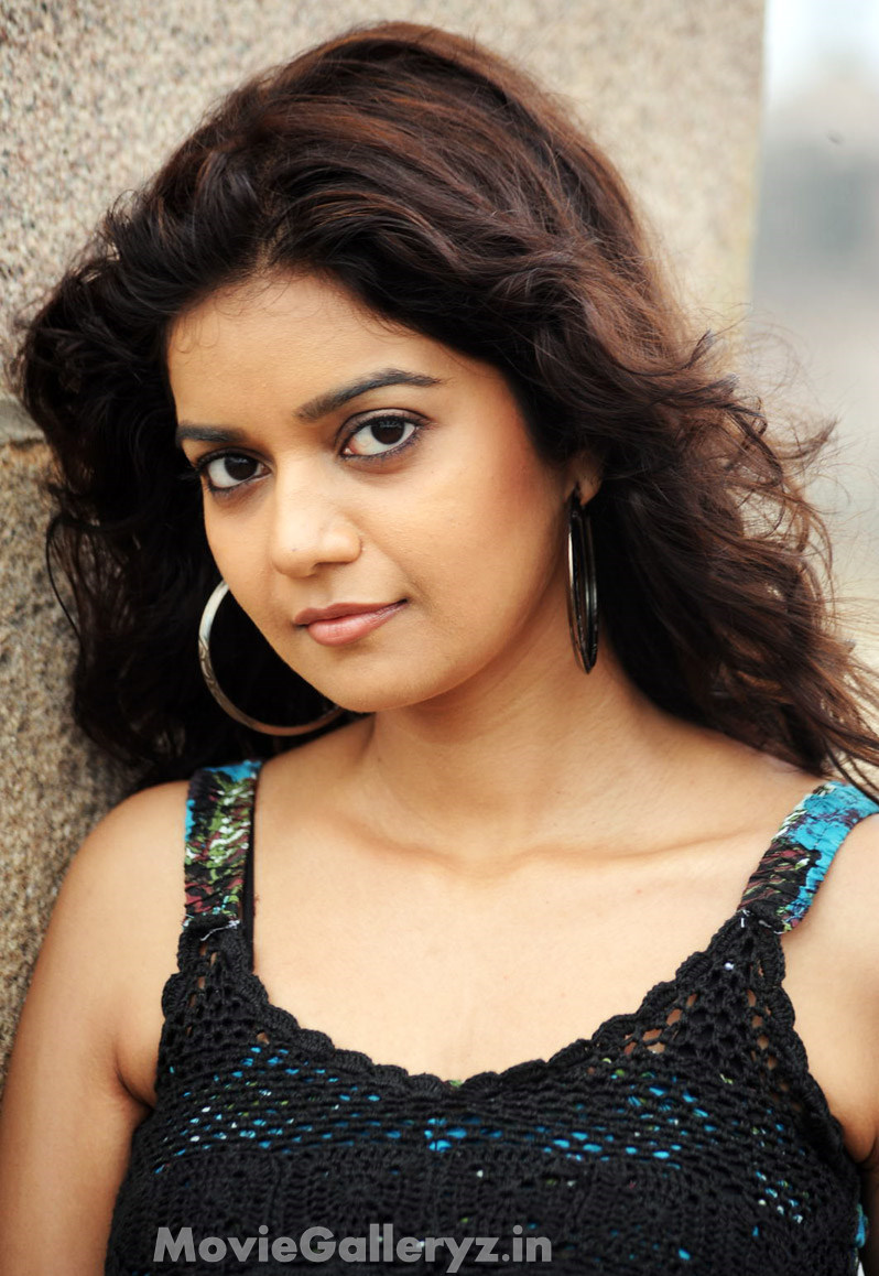 Colors Swathi Blue Film Online Video