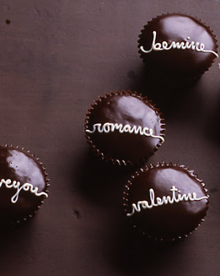 Creative Valentine Cupcakes