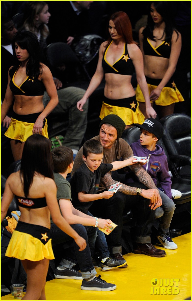 David Beckham Kids At Lakers Game