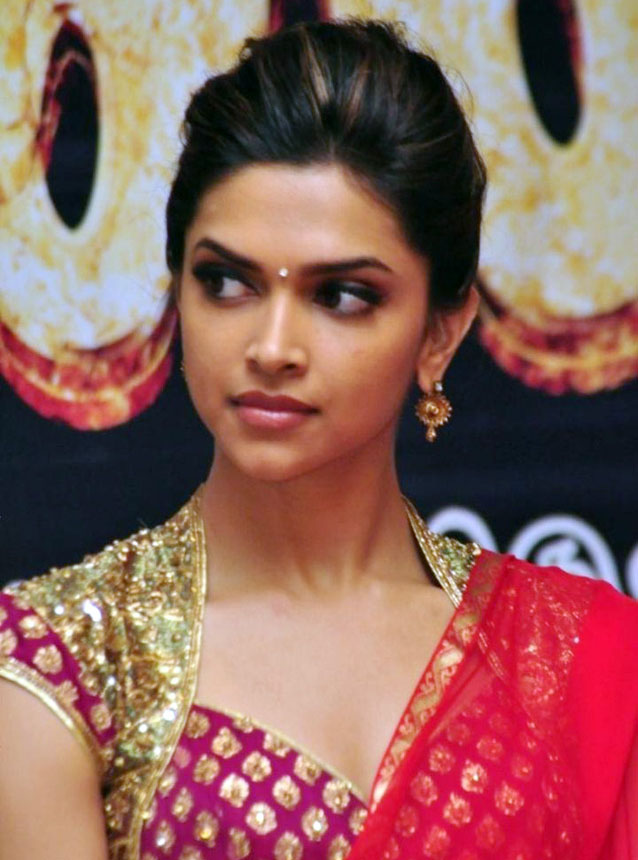 Deepika Padukone Hot Images