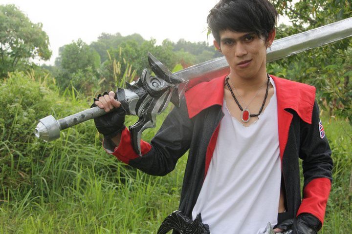 Devil May Cry 5 Dante Cosplay