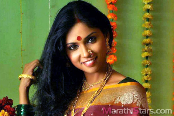 Devyani Actress Wiki