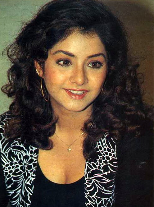 Divya Bharti In Deewana