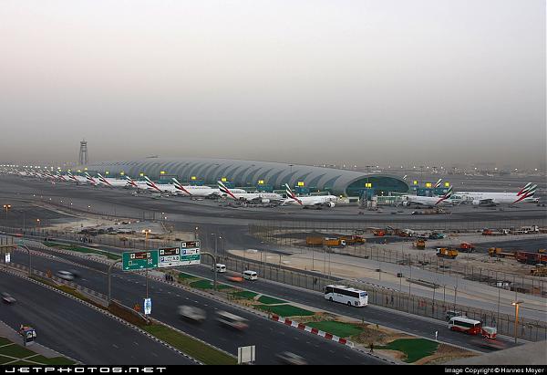 Dubai Airport Emirates Arrivals