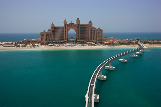 Dubai Hotel Under Water