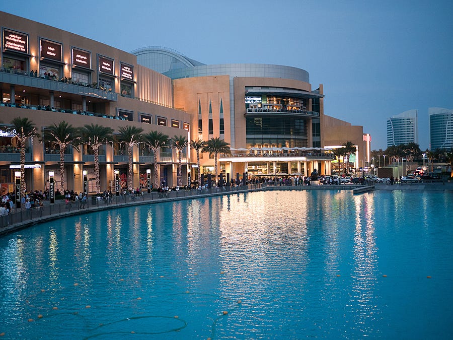 Dubai Mall Fountain Parking