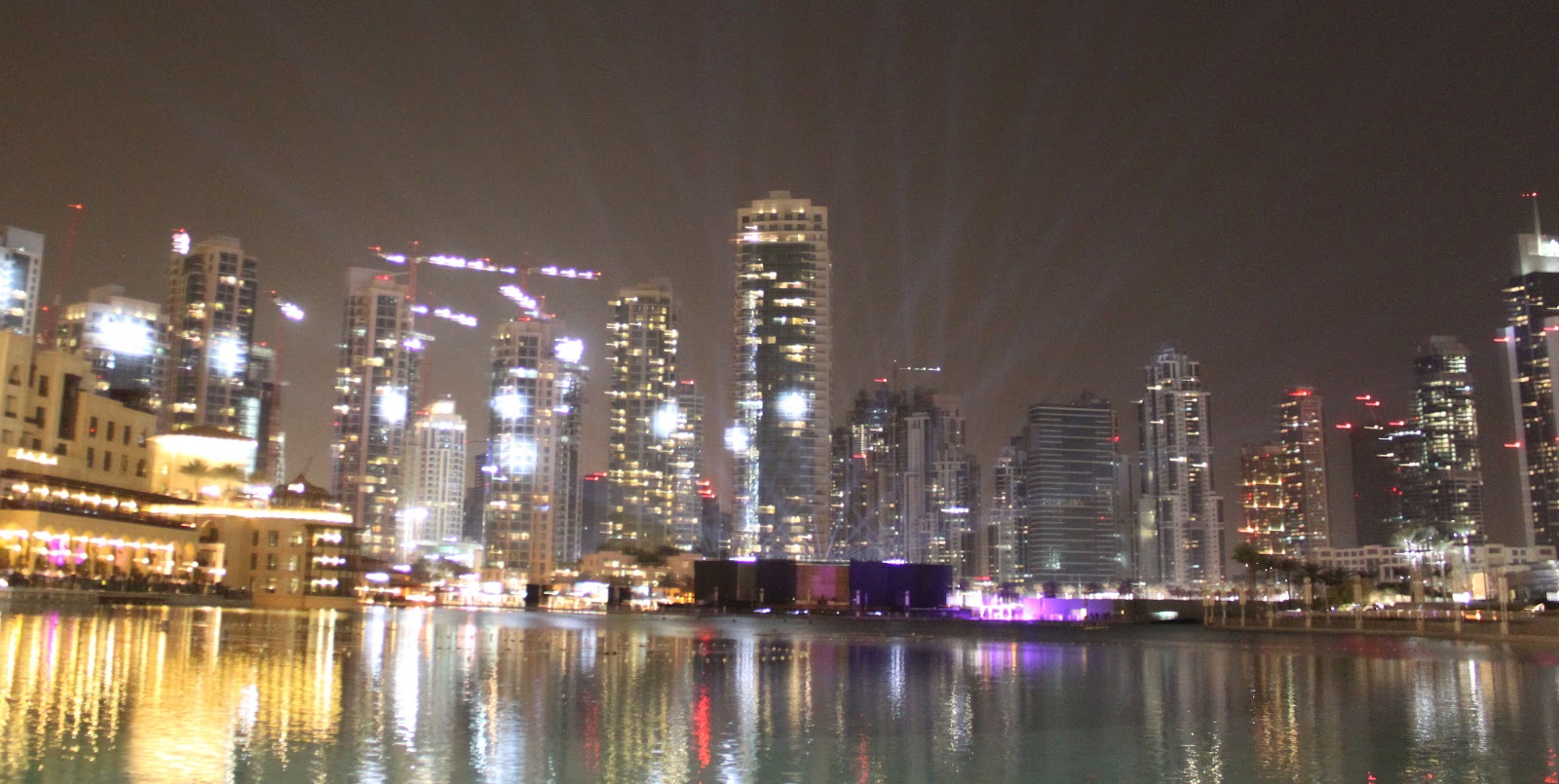 Dubai Mall Fountain Show