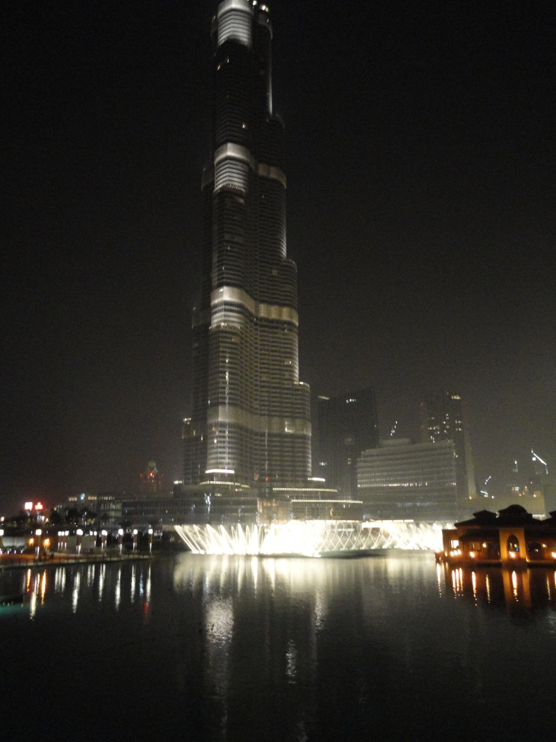 Dubai Mall Fountain Show