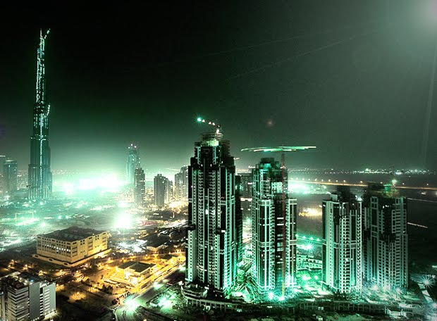 Dubai Tower Wallpaper