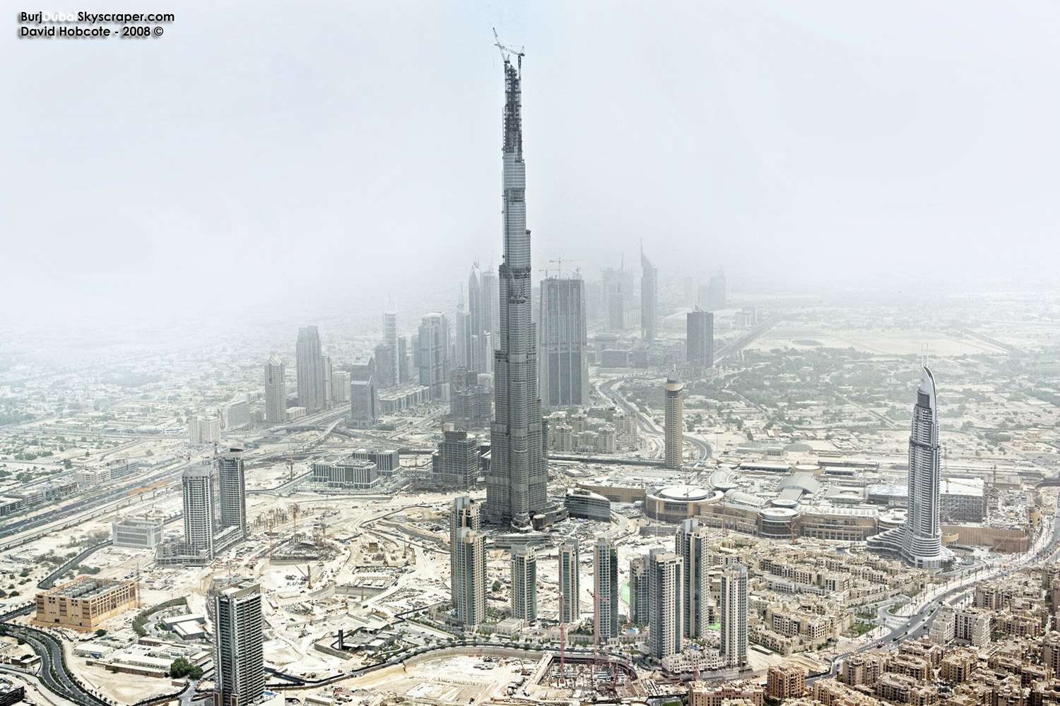 Dubai Tower Wallpaper