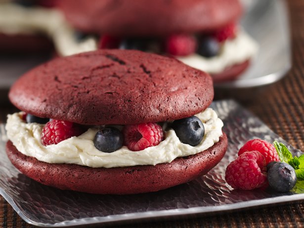 Easy Whoopie Pie Recipe Using Cake Mix