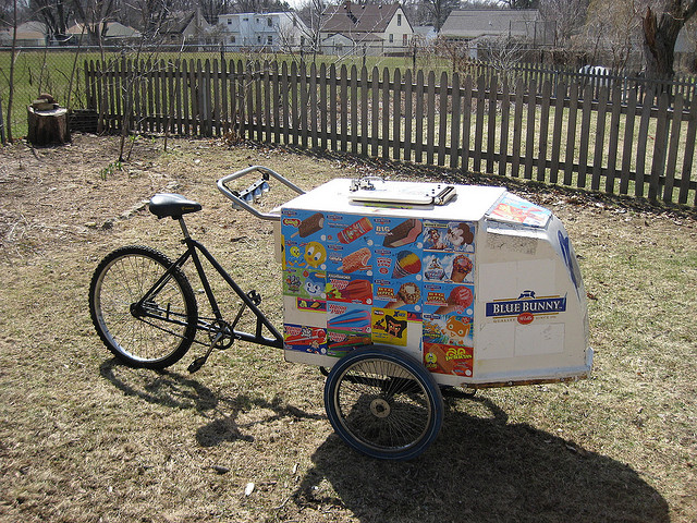 Eskimo Pie Ice Cream Cooler 1920