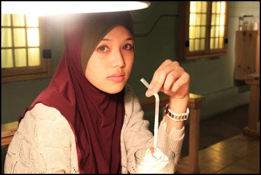 Fatin Liyana Blogger Terkenal