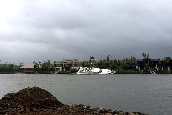 Fiji Cyclone Evan Images