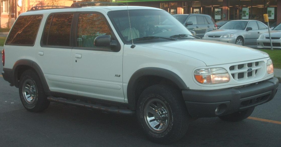 Ford Explorer 1999 White