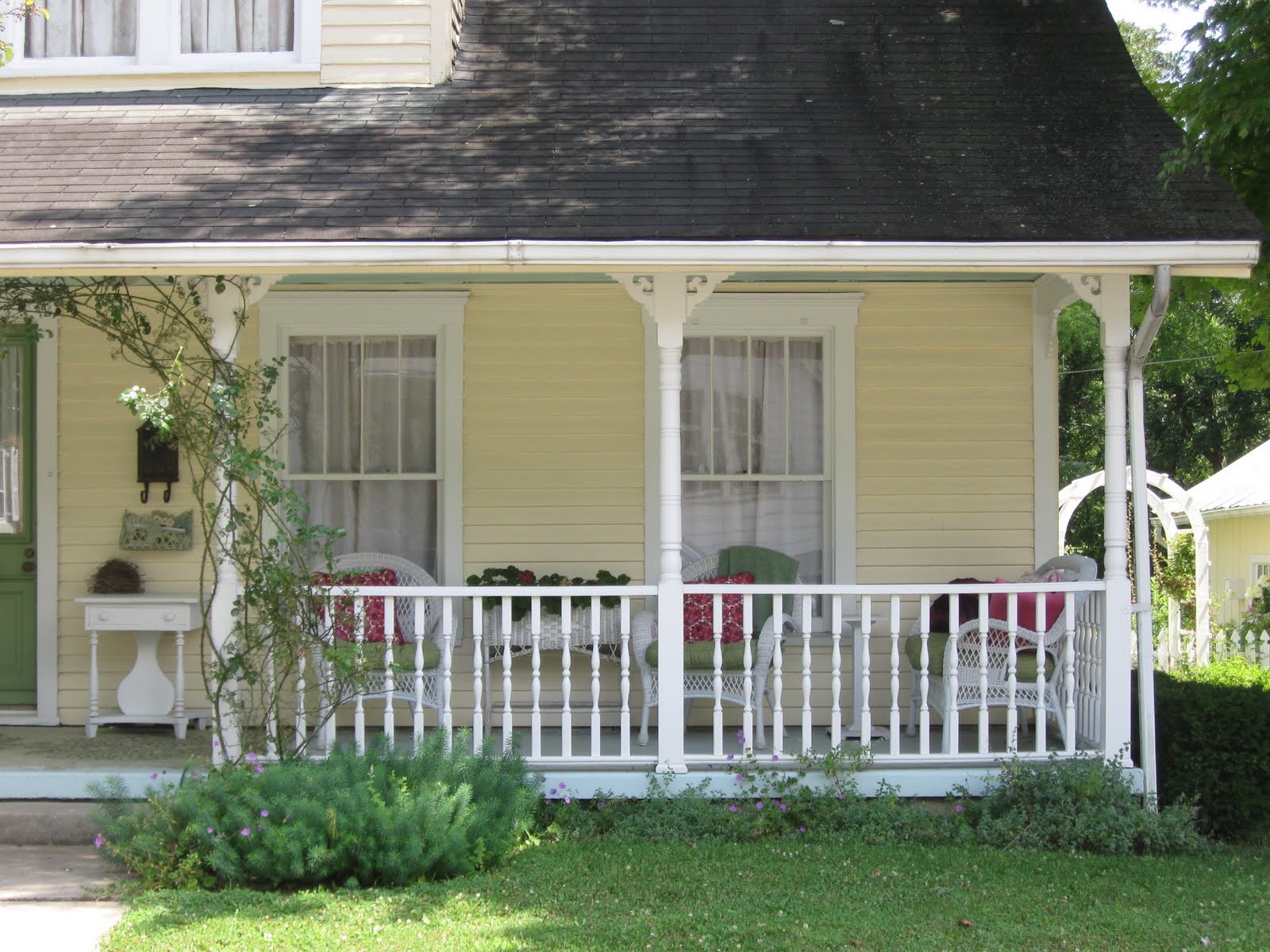 Front Porch Ideas For Small Homes