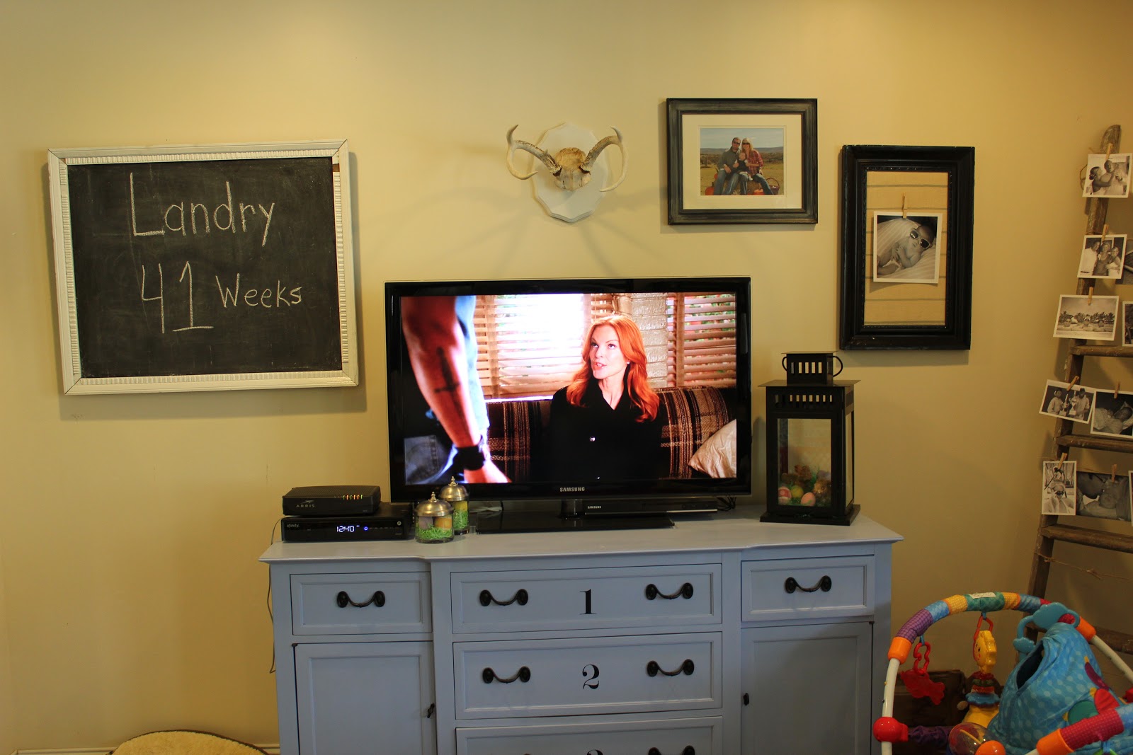 Gallery Wall Shelves Diy