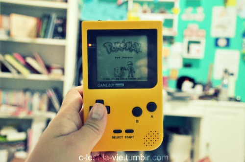 Gameboy Pocket Yellow