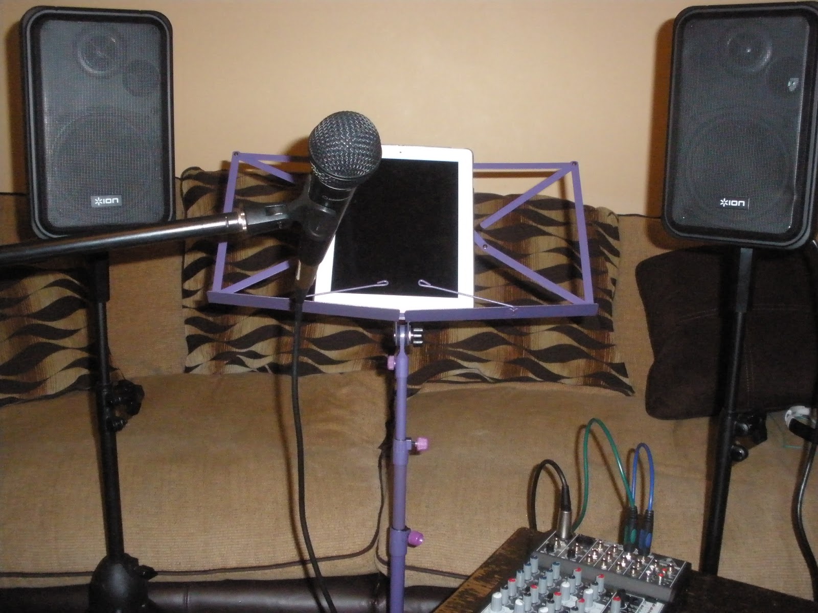 Home Podcast Studio Setup