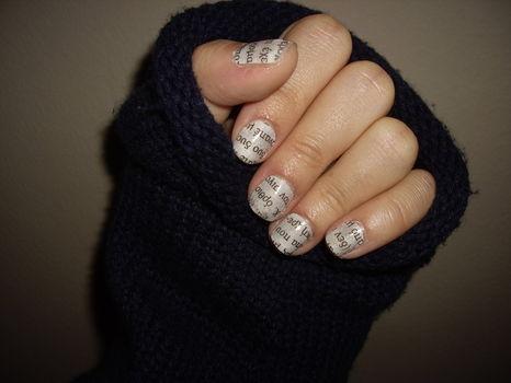 How To Do Newspaper Nails