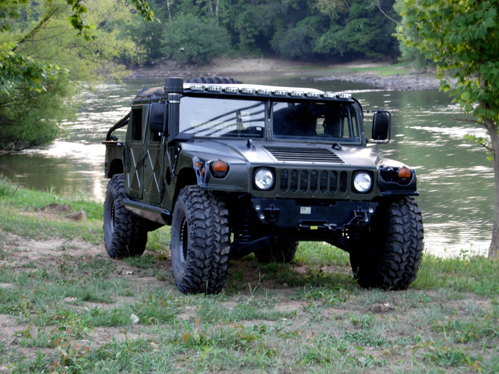 Hummer H1