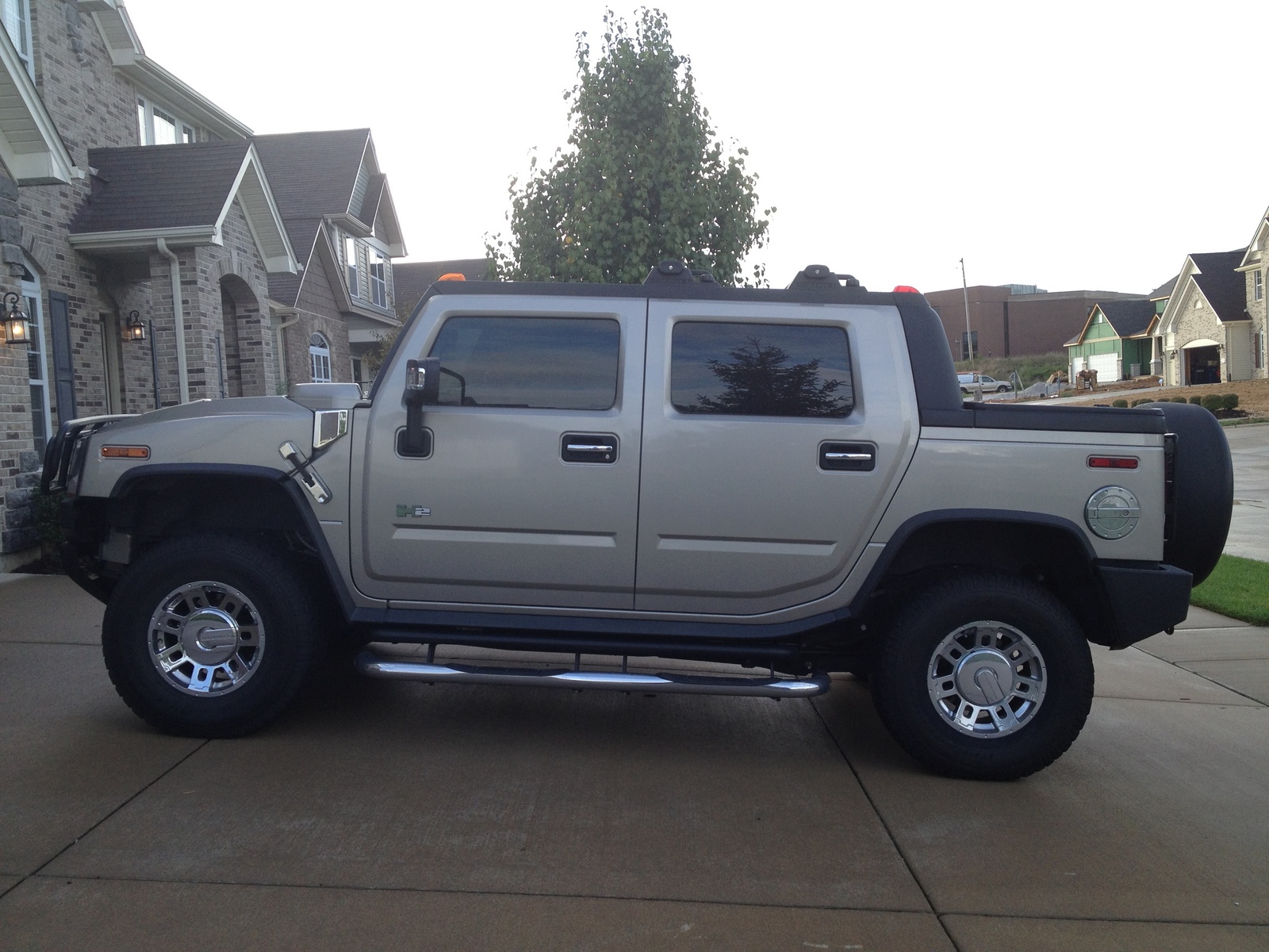 Hummer H2 Sut Interior