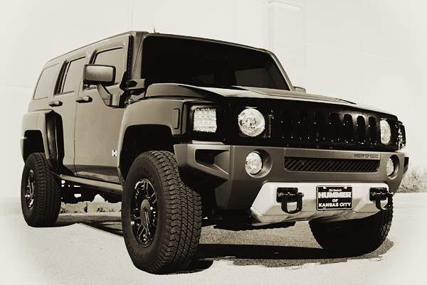 Hummer H3 Blacked Out