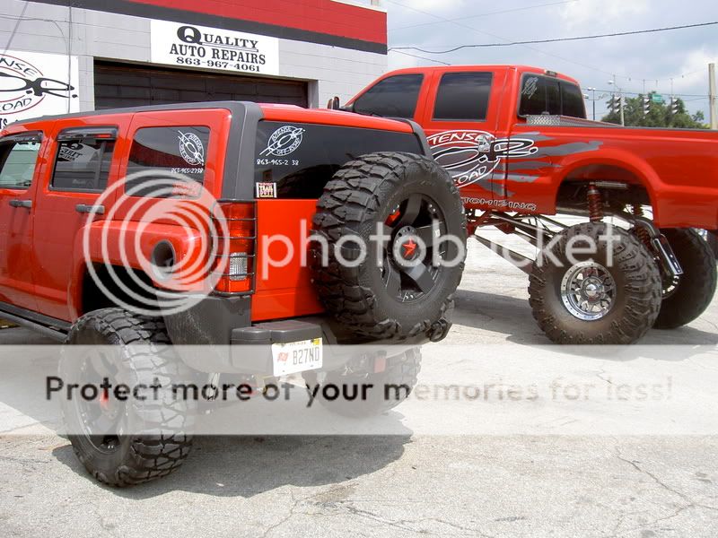 Hummer H3t Lifted